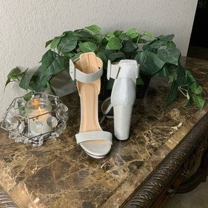 🔥Buy🔥Elegant Sparkly Platform Sandals. Size:10